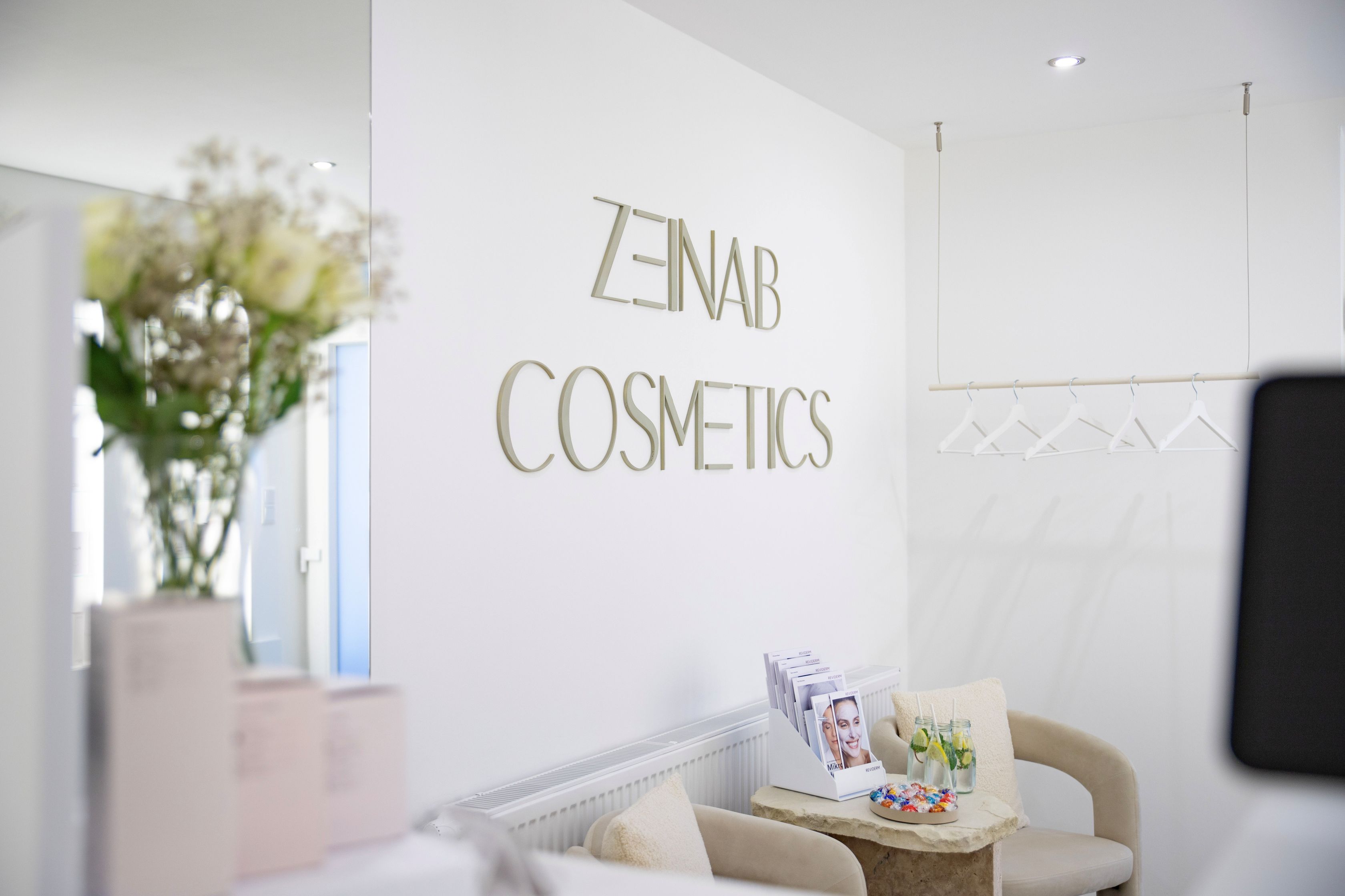 Zeinab Cosmetics in Erfurt - Dermokosmetik